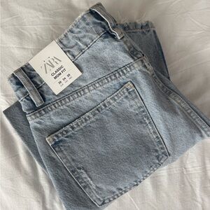 Zara Classic Mom Fit Jeans